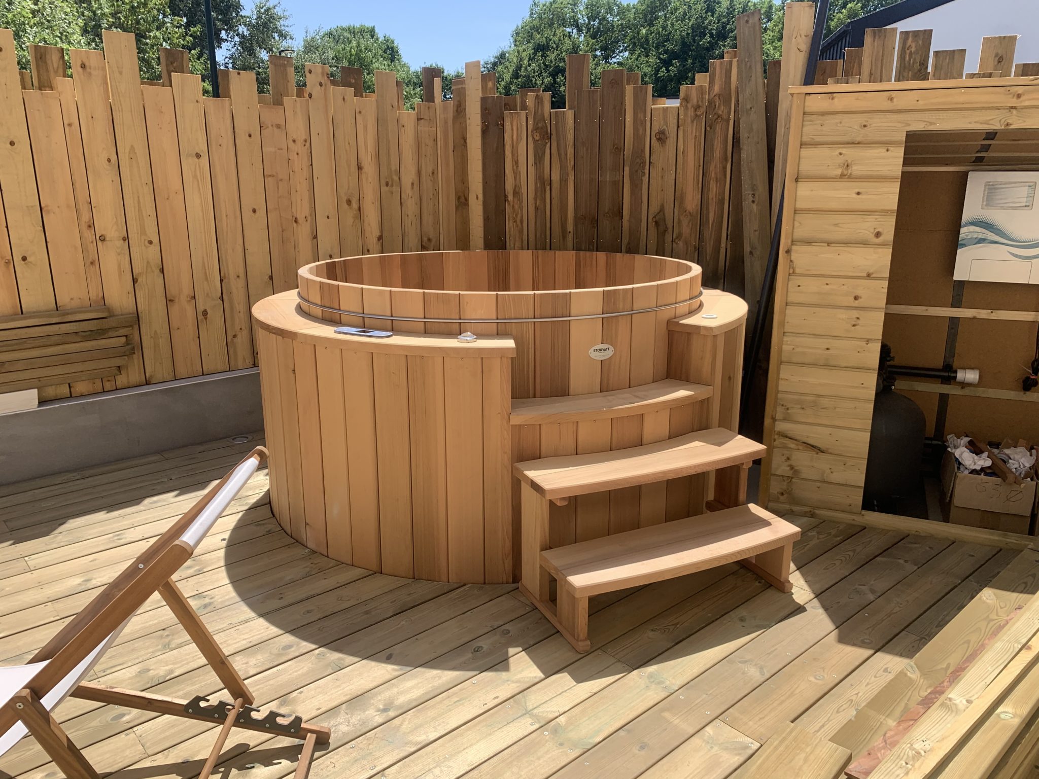 bain nordique spa, bain nordique bois, bain nordique jardin,